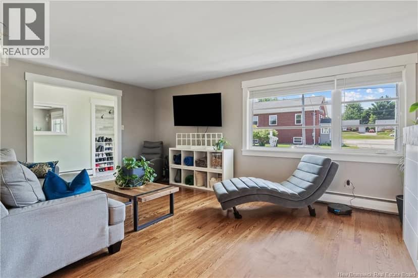109 Upton Street — photo 11 of 40