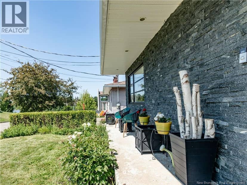 109 Upton Street — photo 3 of 40