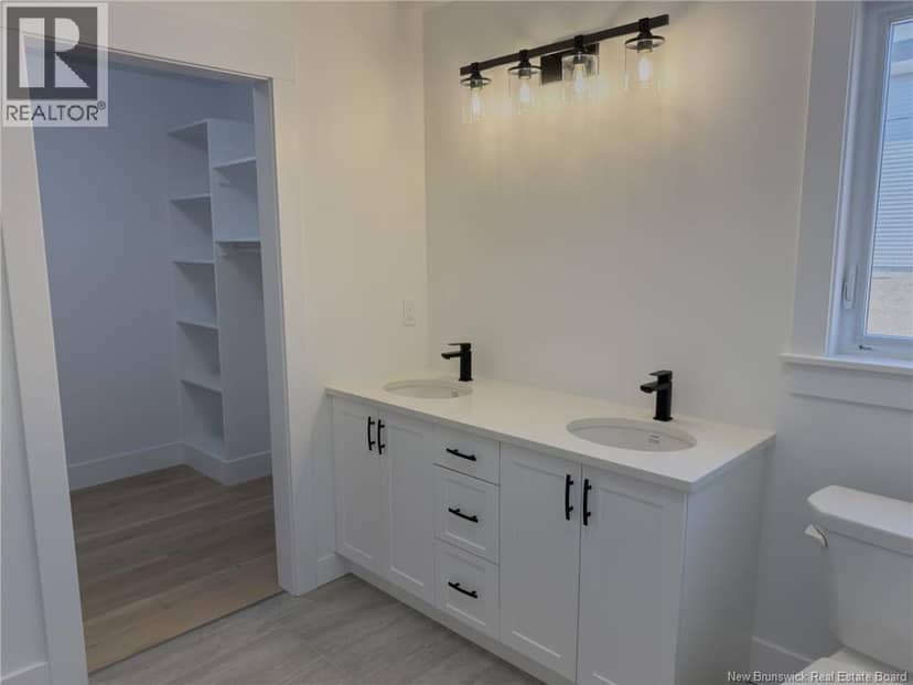 72 Squire Drive — photo 22 of 40