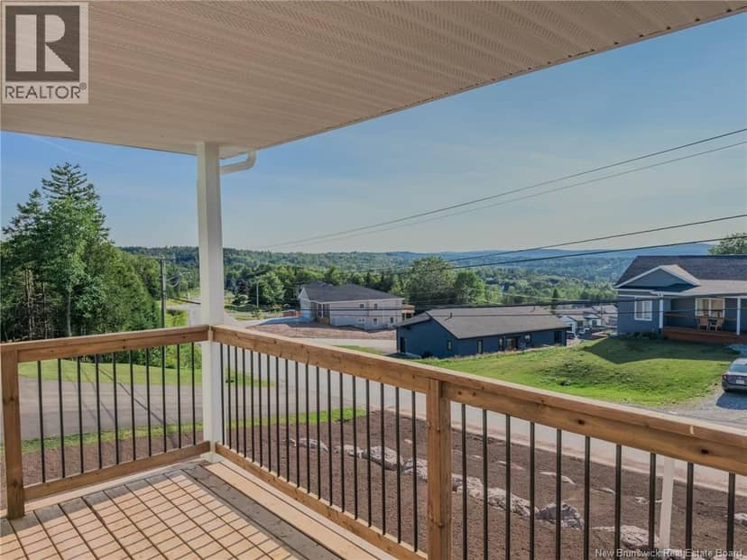 72 Squire Drive — photo 39 of 40