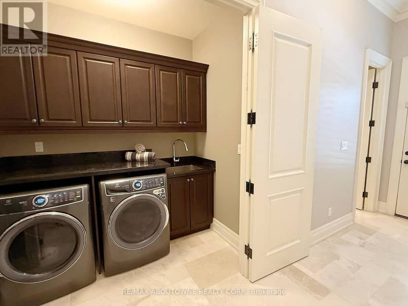 390 Seaton Drive — photo 27 of 40
