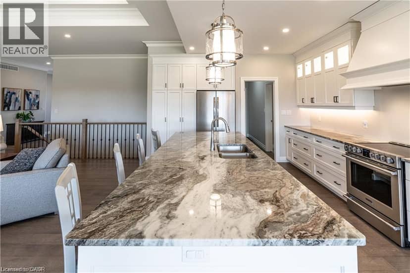 15 HUDSON Drive — photo 10 of 36