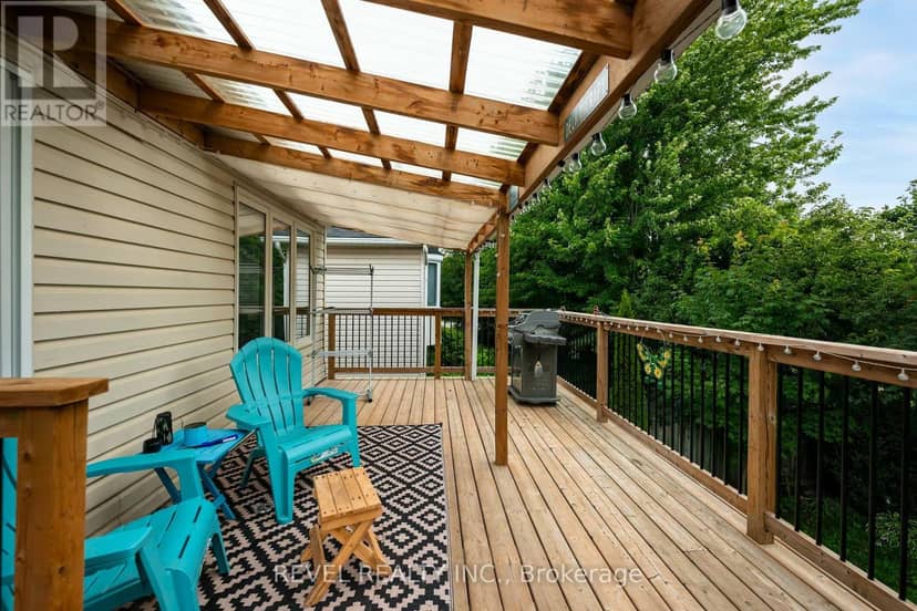 441 Greenwood Street — photo 16 of 40
