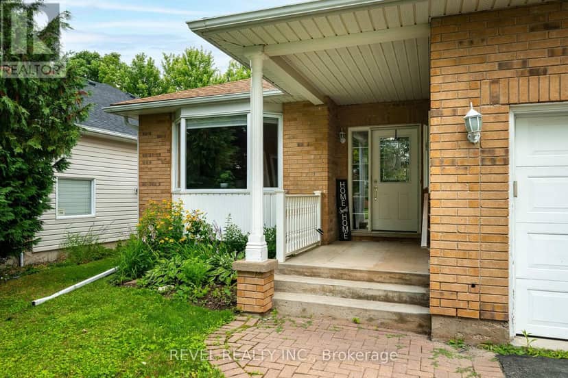 441 Greenwood Street — photo 2 of 40