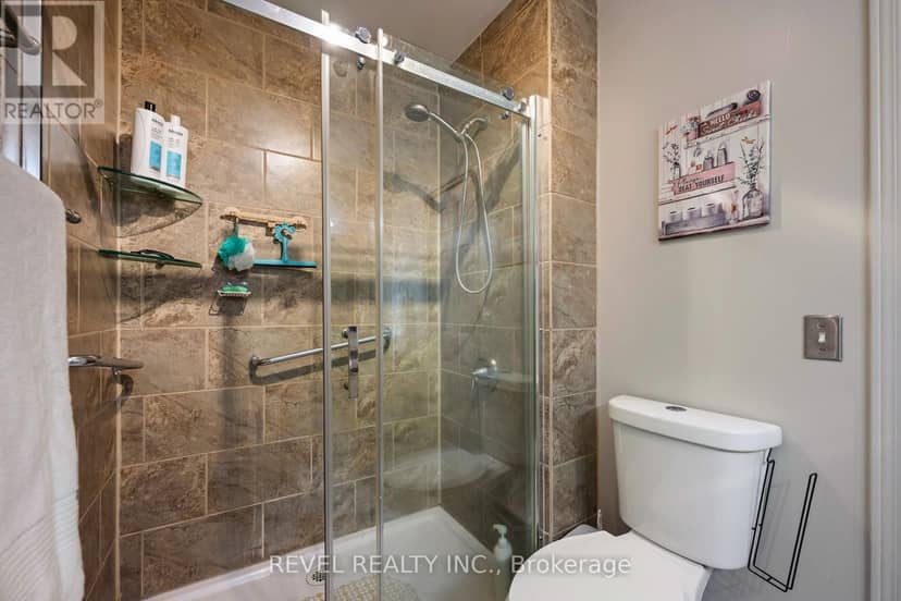 441 Greenwood Street — photo 22 of 40