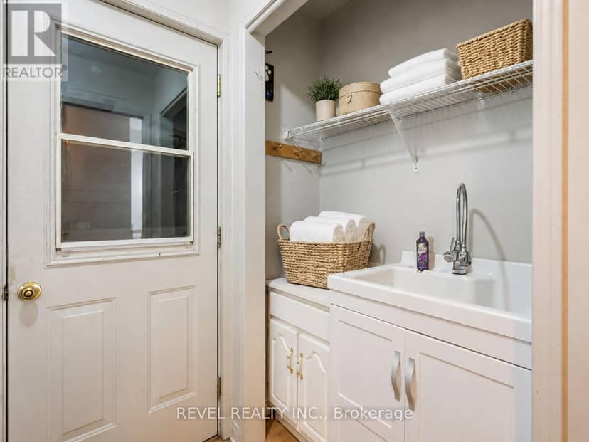 441 Greenwood Street — photo 27 of 40