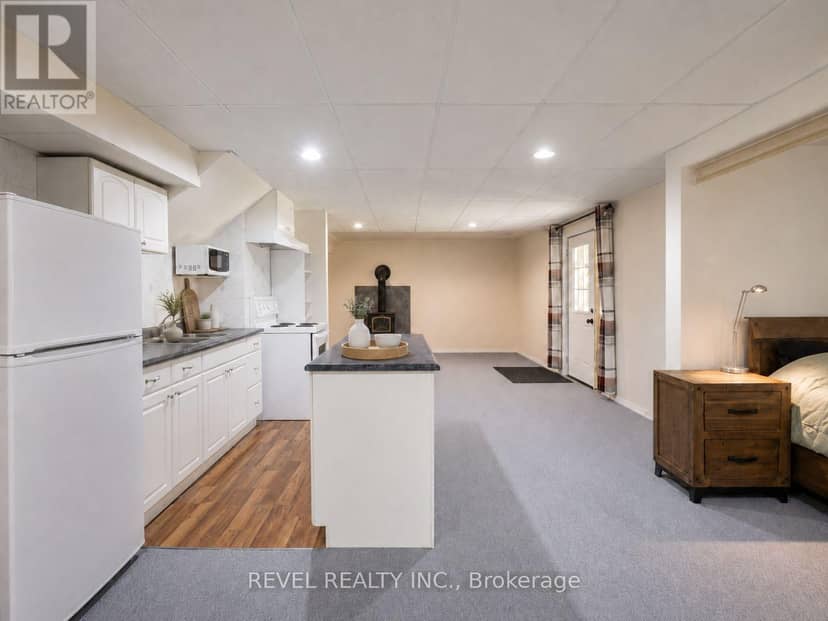 441 Greenwood Street — photo 33 of 40