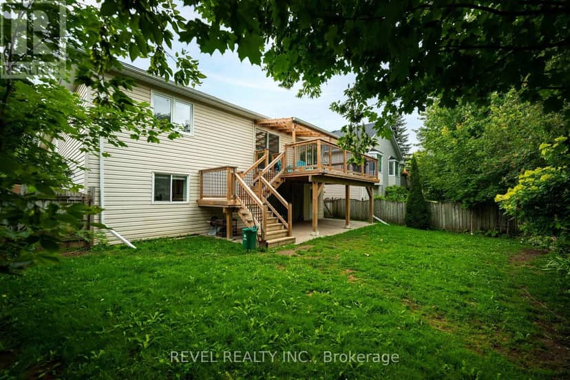 441 Greenwood Street — photo 4 of 40