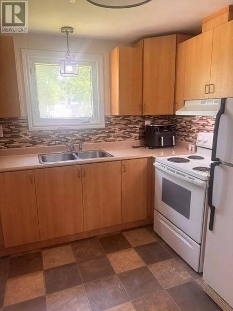 43 Bennett Drive — photo 10 of 23