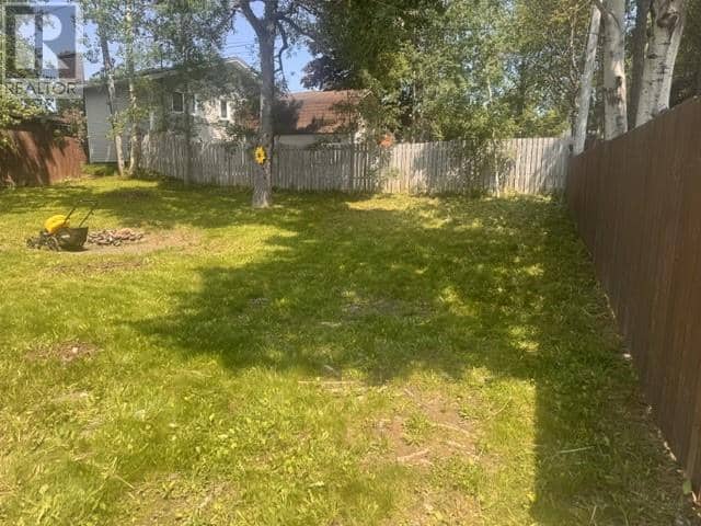 43 Bennett Drive — photo 3 of 23