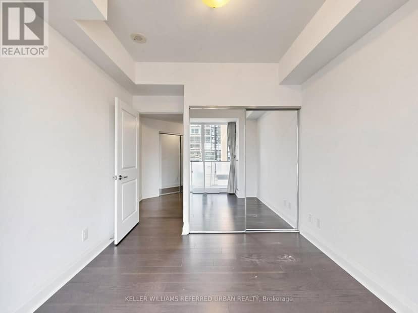 1710 - 1080 Bay Street — photo 13 of 20