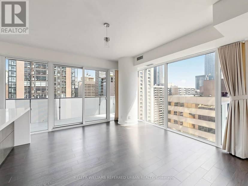 1710 - 1080 Bay Street — photo 4 of 20