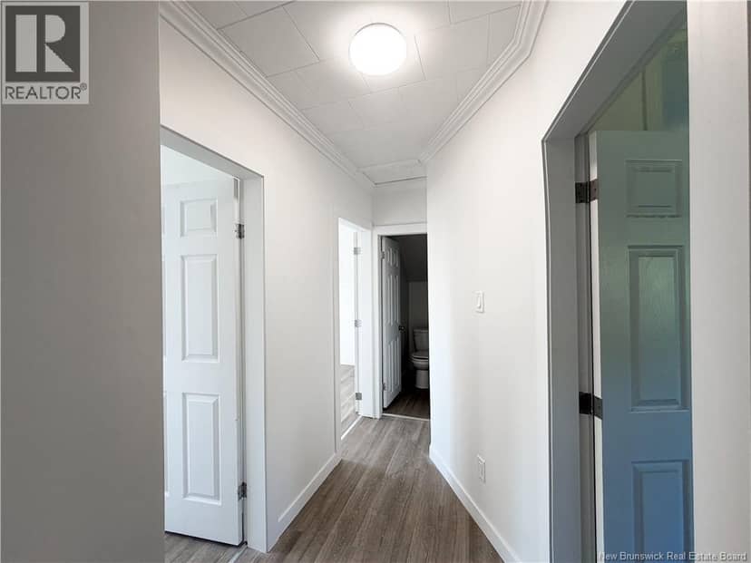 23 Sugarloaf Street — photo 17 of 24
