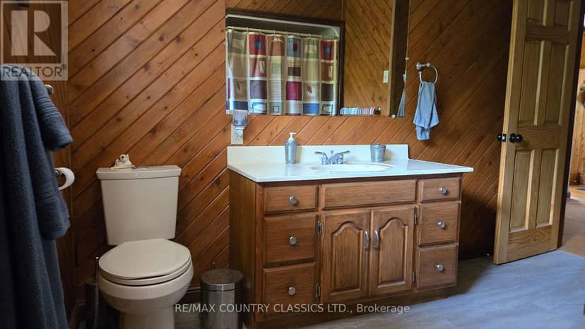 2445 Old Hastings Road — photo 18 of 37