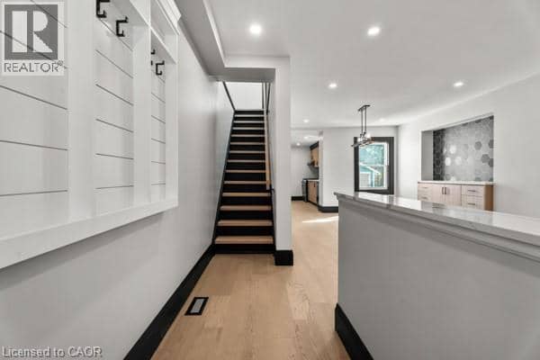 105 ROTHSAY Avenue, Hamilton, photo 8