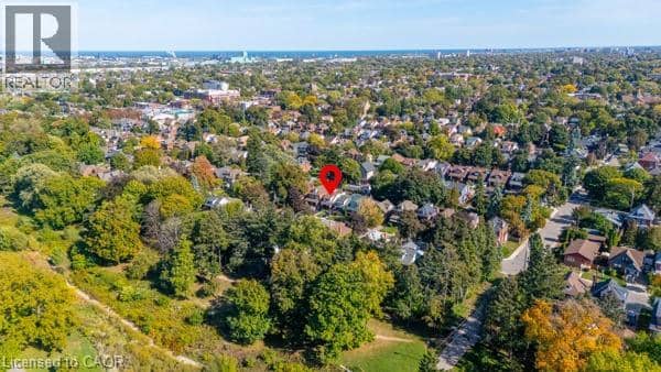 105 ROTHSAY Avenue — photo 35 of 40