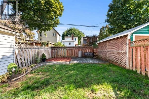 105 ROTHSAY Avenue — photo 33 of 40