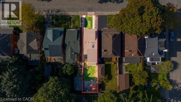 105 ROTHSAY Avenue — photo 34 of 40