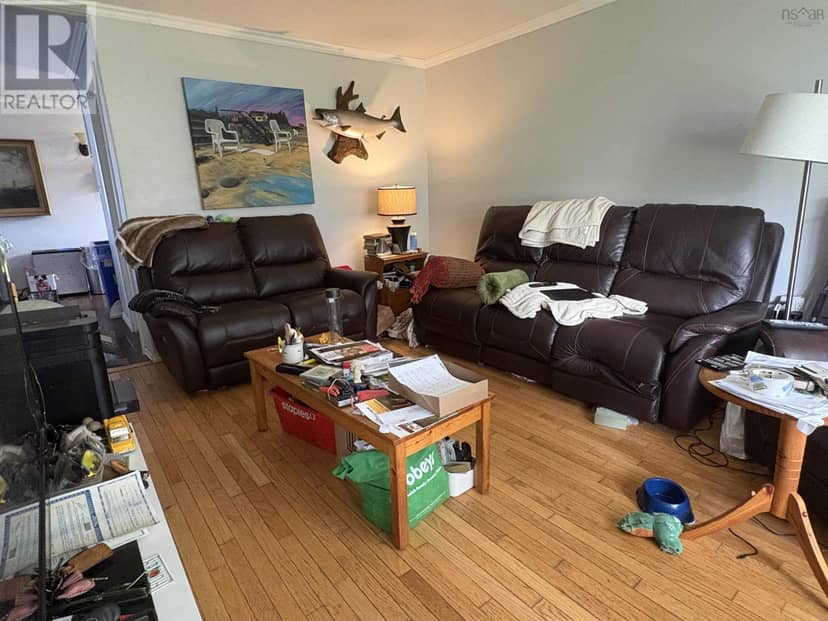 9 MacLaren Avenue — photo 9 of 19
