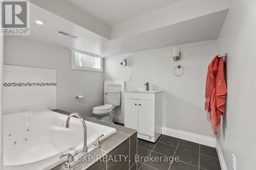 105 Rothsay Avenue — photo 29 of 37