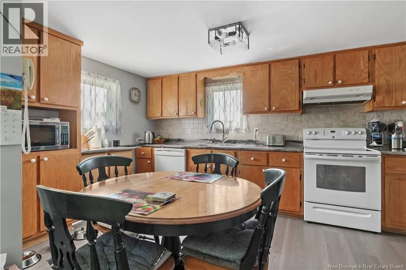 9 Albe Road — photo 9 of 31