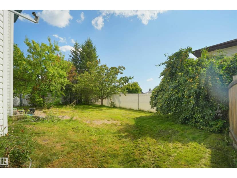 2715 44A AV NW — photo 11 of 40