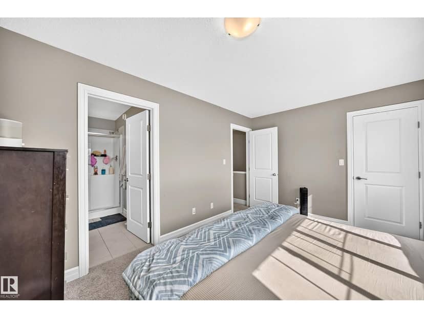10 415 clareview Rd NW NW NW — photo 16 of 40