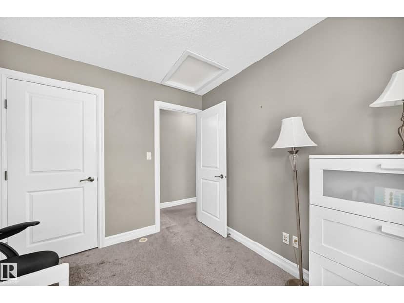 10 415 clareview Rd NW NW NW — photo 23 of 40