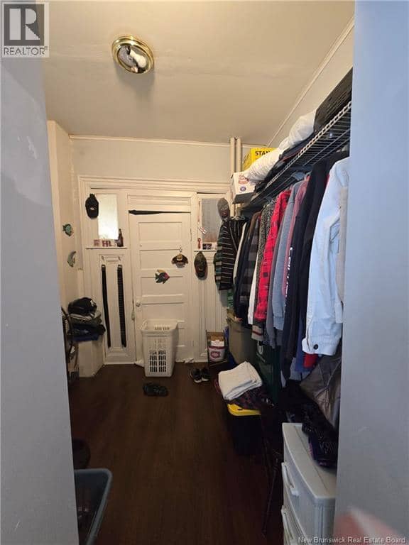 212 Douglas Avenue — photo 9 of 24