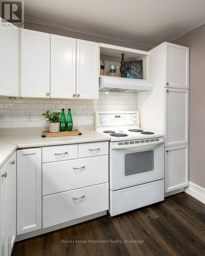 61 Pelham Street — photo 14 of 40