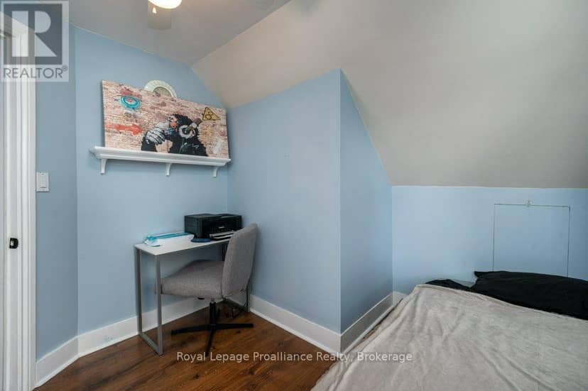 61 Pelham Street — photo 25 of 40