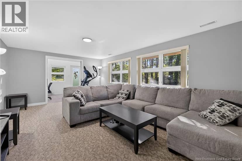 410 Densmore Street — photo 24 of 35