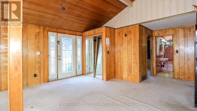 21 Sunnidale Road — photo 22 of 40