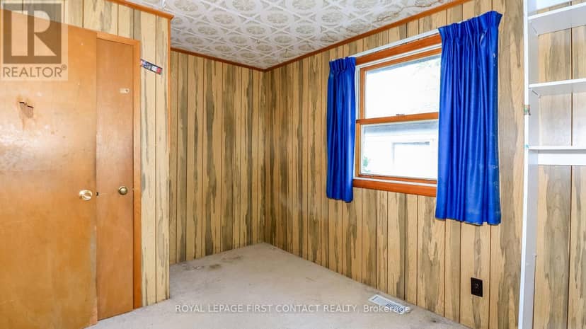 21 Sunnidale Road — photo 28 of 40