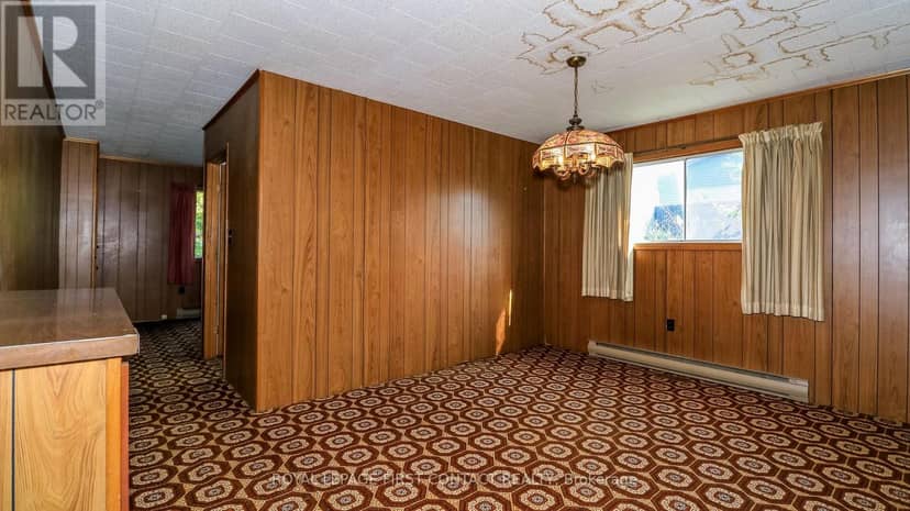 21 Sunnidale Road — photo 35 of 40