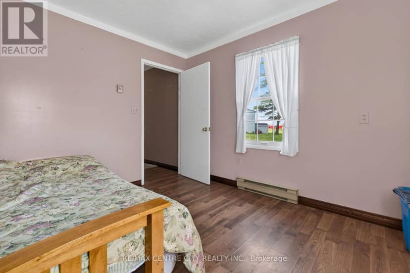 2440 Bruce 1 Road — photo 37 of 40
