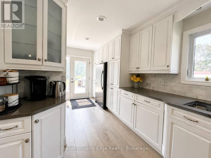 89 Hills Siding Road — photo 15 of 40