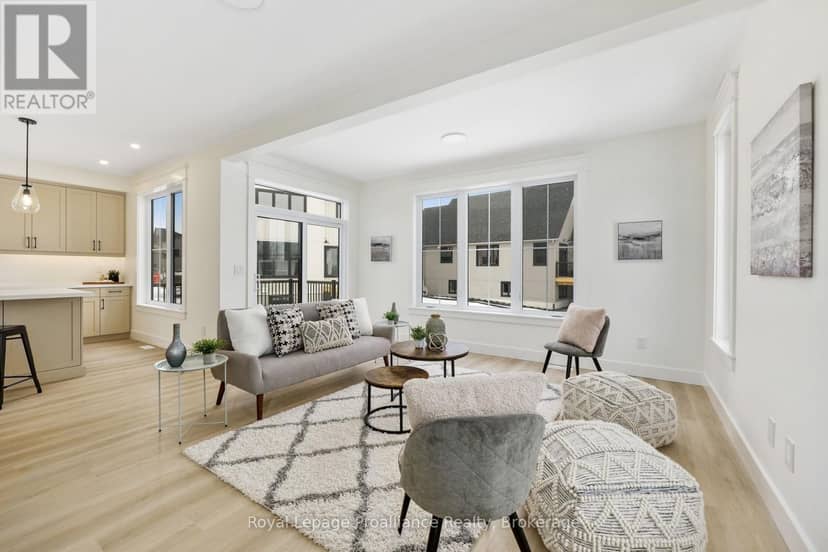 4 Hollingsworth Street — photo 23 of 40