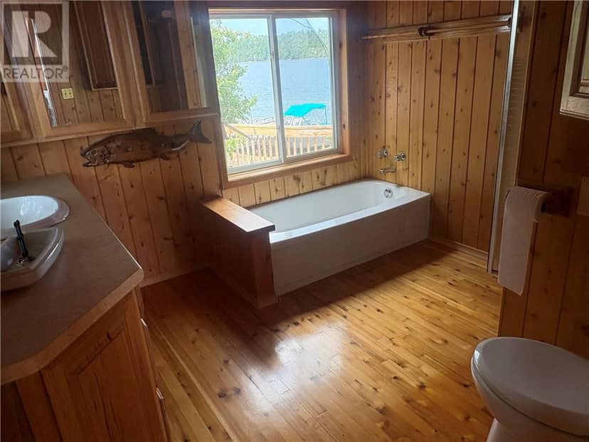 TP638 McGregor Bay — photo 24 of 40