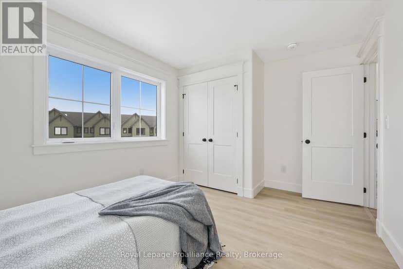 4 Hollingsworth Street — photo 31 of 40