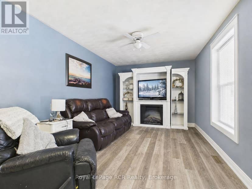 96 James Street — photo 4 of 32