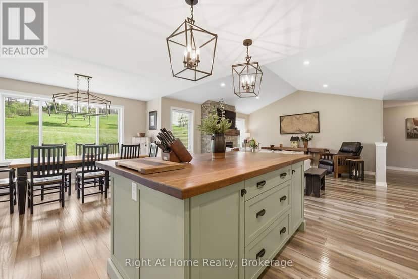 144 Hiddenvalley Drive — photo 15 of 40