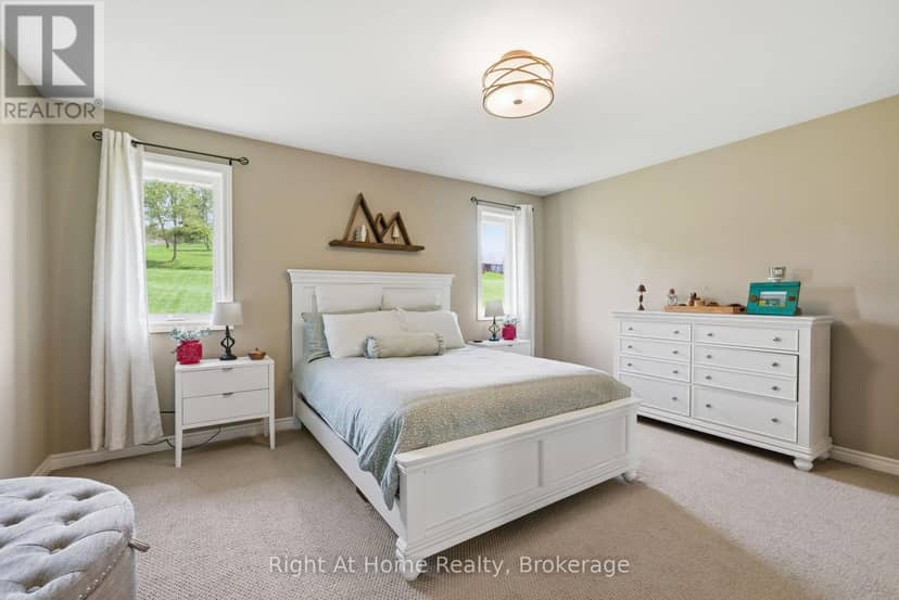 144 Hiddenvalley Drive — photo 20 of 40