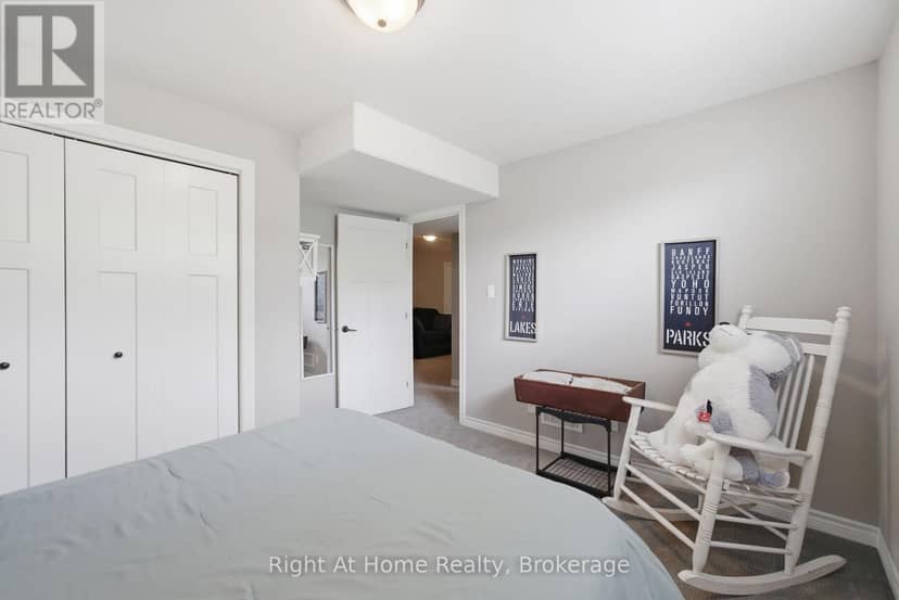 144 Hiddenvalley Drive — photo 35 of 40
