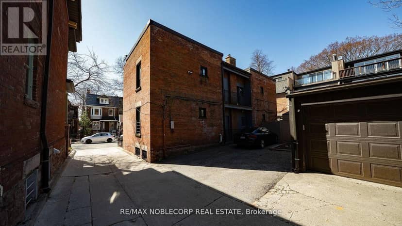 34 Winchester Street, Toronto, photo 5