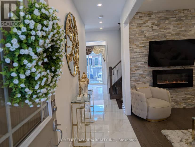 32 Devonsleigh Drive — photo 4 of 32