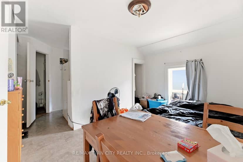 13 Usher Street — photo 9 of 33