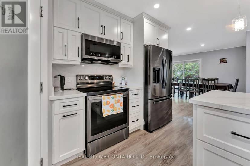12 Albert Street — photo 10 of 40