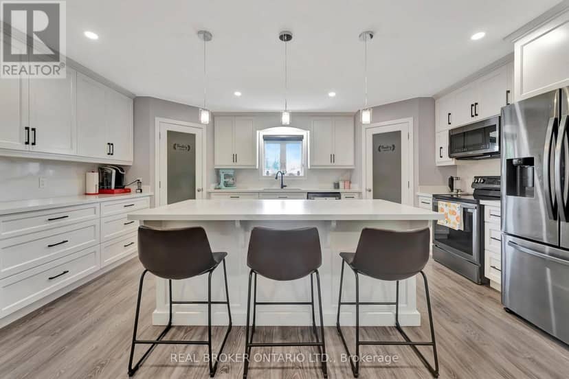 12 Albert Street — photo 12 of 40