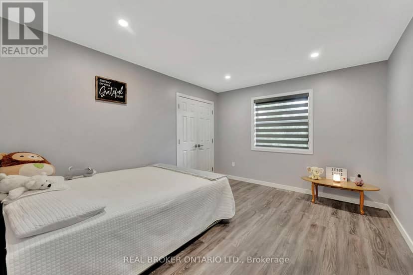 12 Albert Street — photo 16 of 40